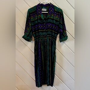 NU MODE Vintage Purple and Green Short Sleeve Button Down Dress